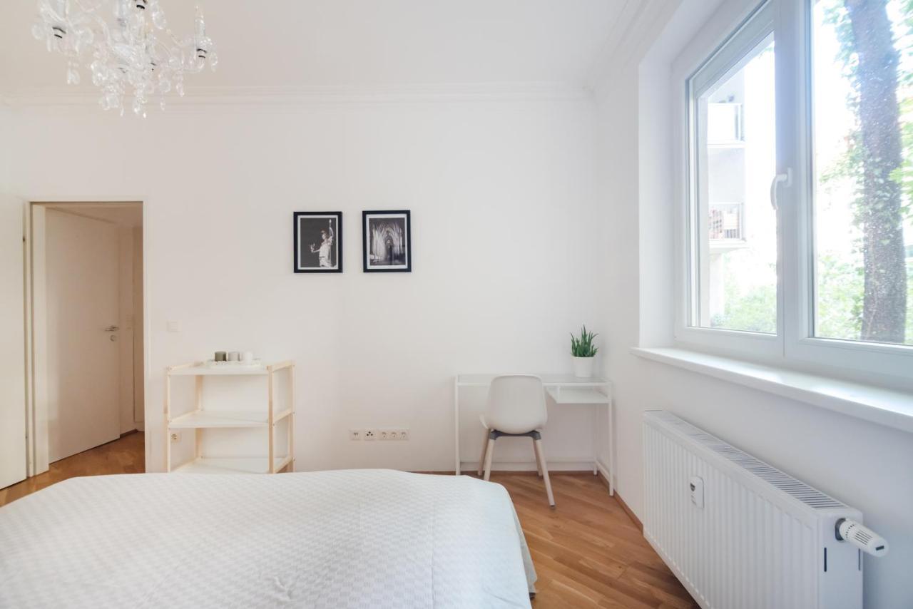 Absolute Ruhelage Im Zentrum Mit Parkplatz Apartment Виена Екстериор снимка