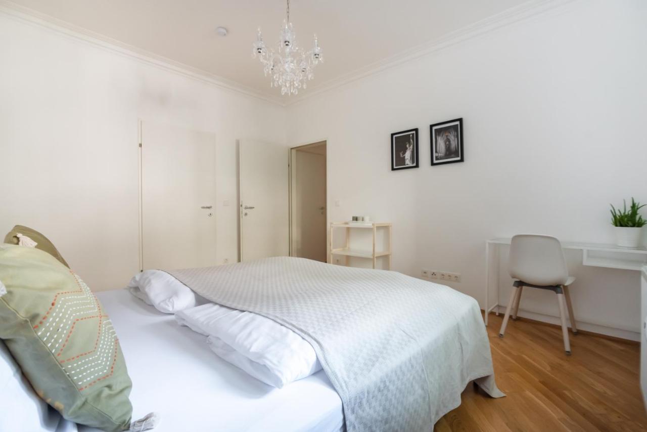 Absolute Ruhelage Im Zentrum Mit Parkplatz Apartment Виена Екстериор снимка