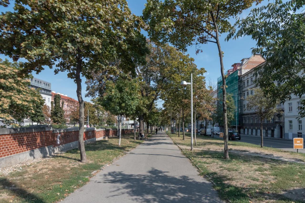 Absolute Ruhelage Im Zentrum Mit Parkplatz Apartment Виена Екстериор снимка